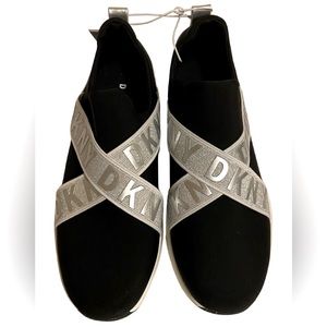 NWT DKNY Black and Silver Slip On Sneakers Big Girls Size 2.